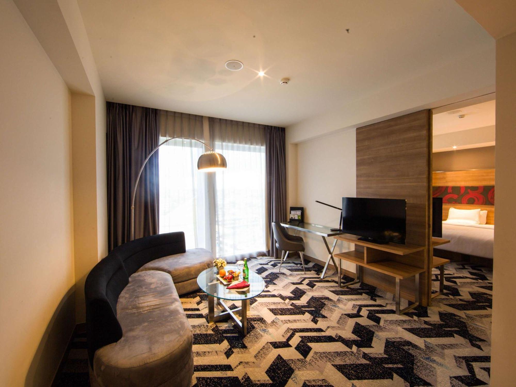Novotel Пеканбару Екстериор снимка