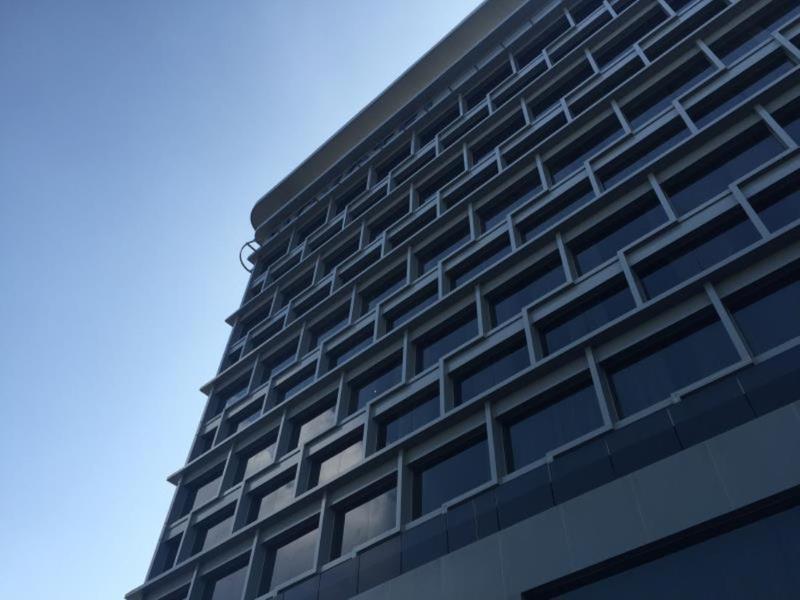 Novotel Пеканбару Екстериор снимка