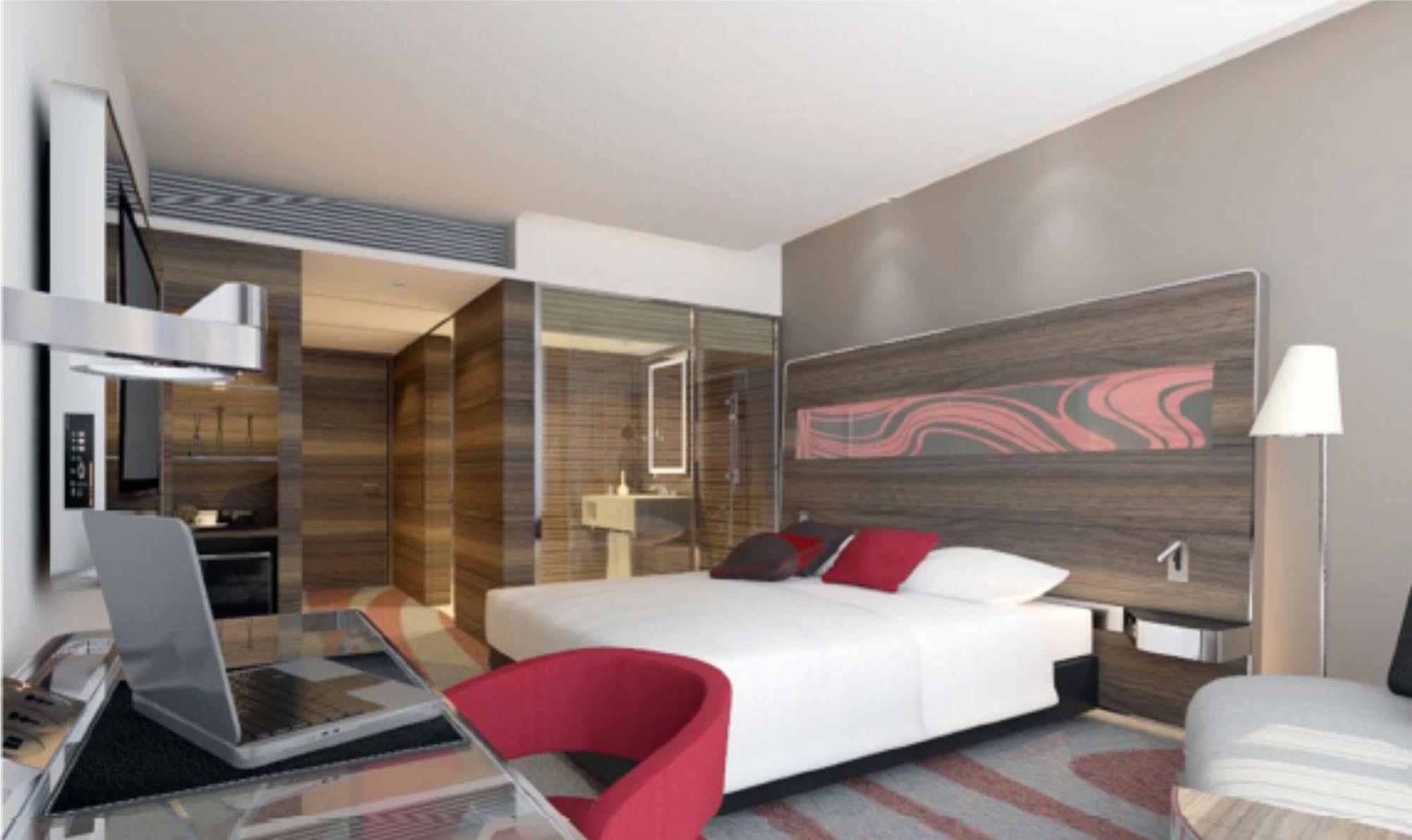 Novotel Пеканбару Екстериор снимка